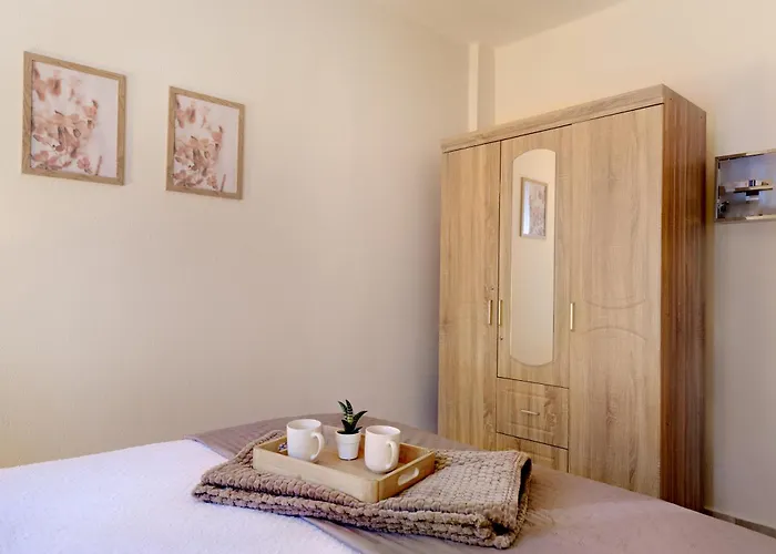 The Pine - Stylish Comfort And Cosiness For 4 Apartament *